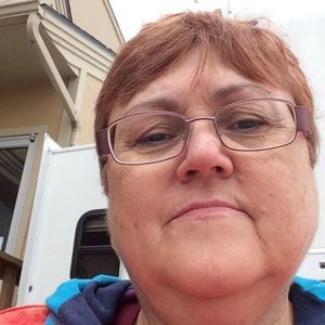 Meet your Posher, Vicki